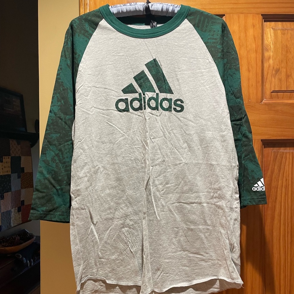 Mens size medium adidas baseball shirt
